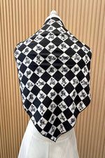 Load image into Gallery viewer, Western Checker Print Scarf
