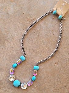 TIPI LUCKY TURQUOICE NECKLACE & EARRINGS