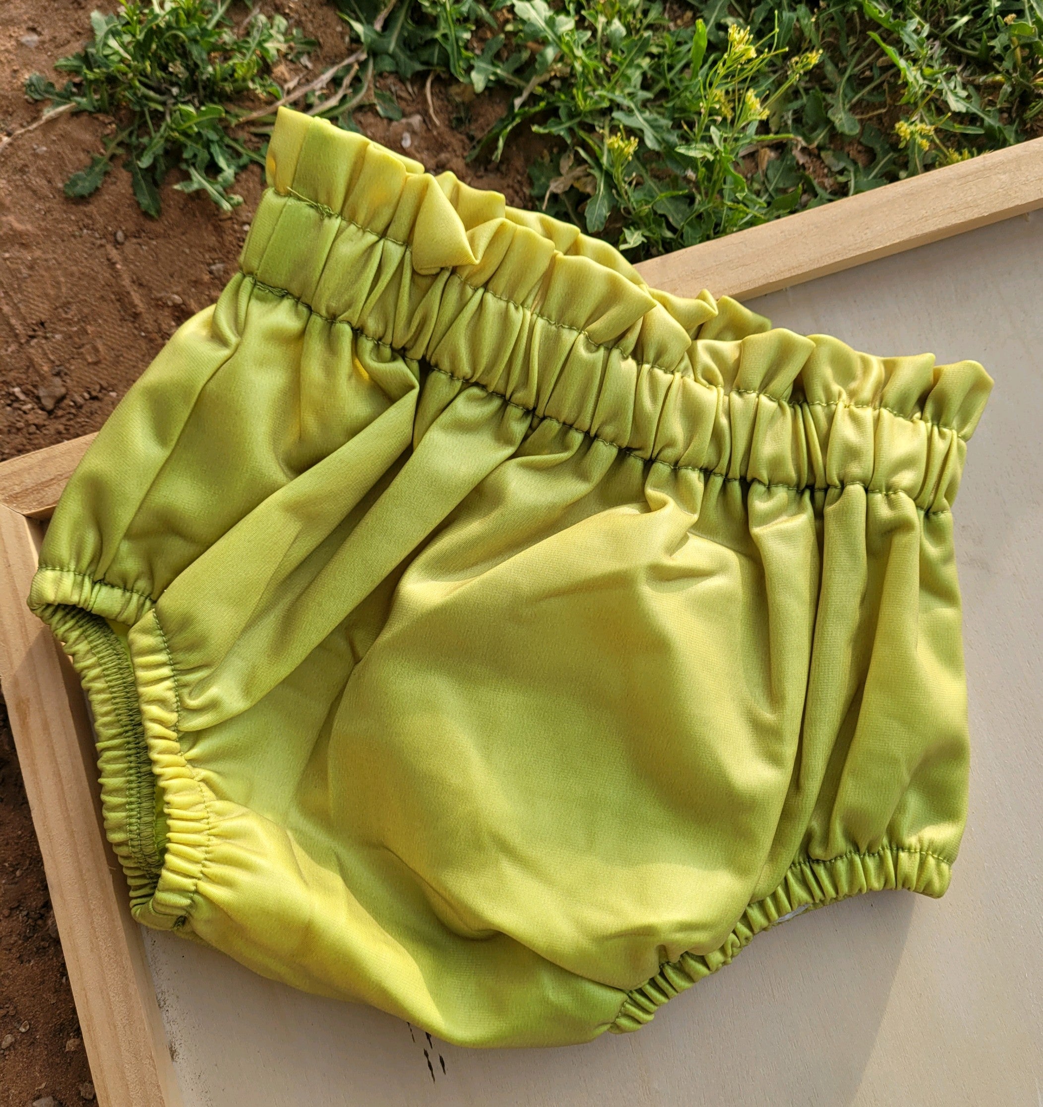 GREEN BABY BLOOMERS