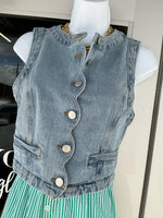 Load image into Gallery viewer, DENIM FOR DAYS TOP
