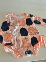 Load image into Gallery viewer, pumpkin lover ruffle onesie 🎃
