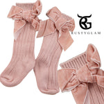 Load image into Gallery viewer, KNEE HIGH SOCKS W/FOUX VELVET BOW
