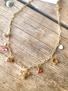 BUTTERFLY NECKLACE