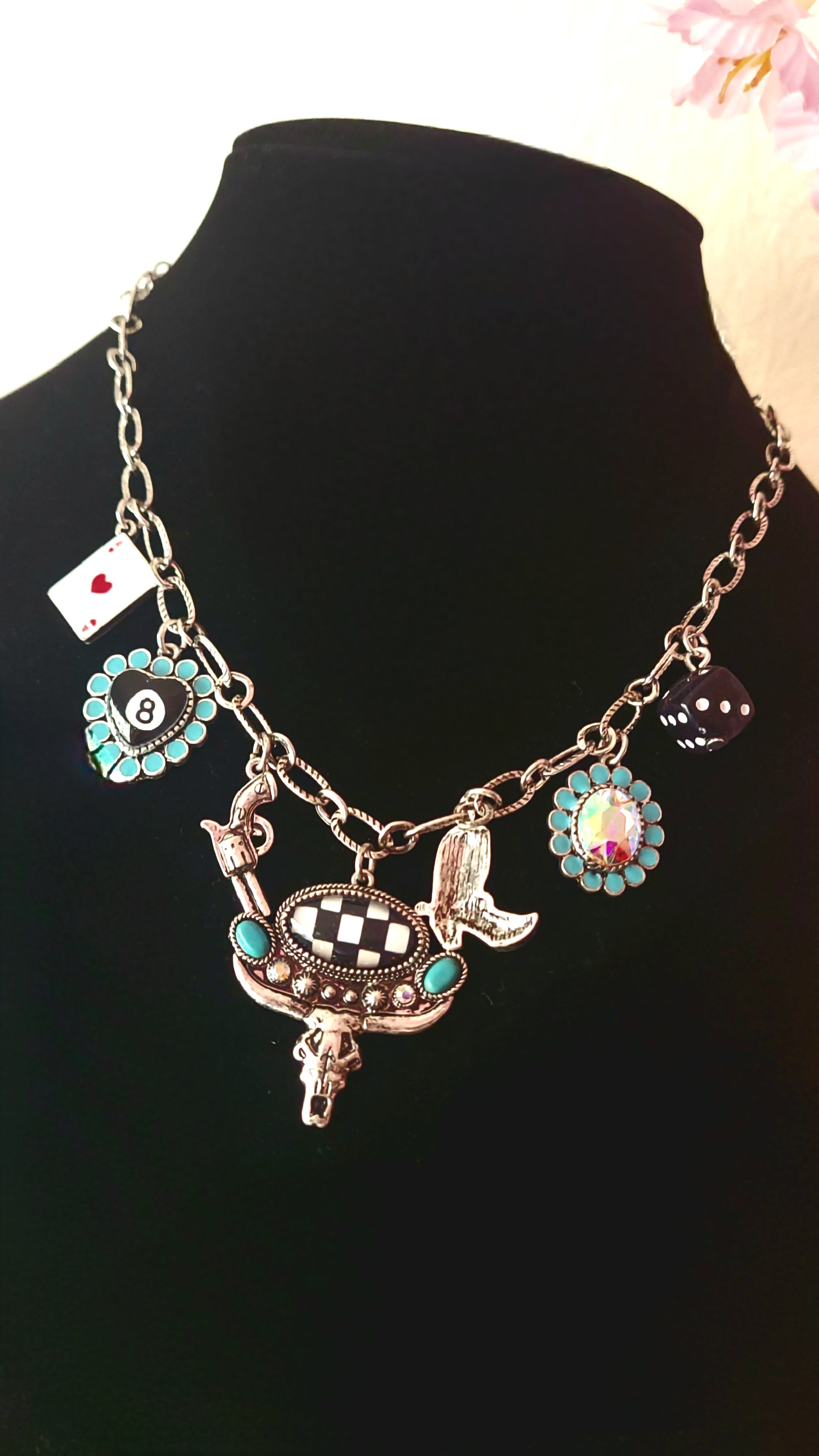 CHARM NECKLACE