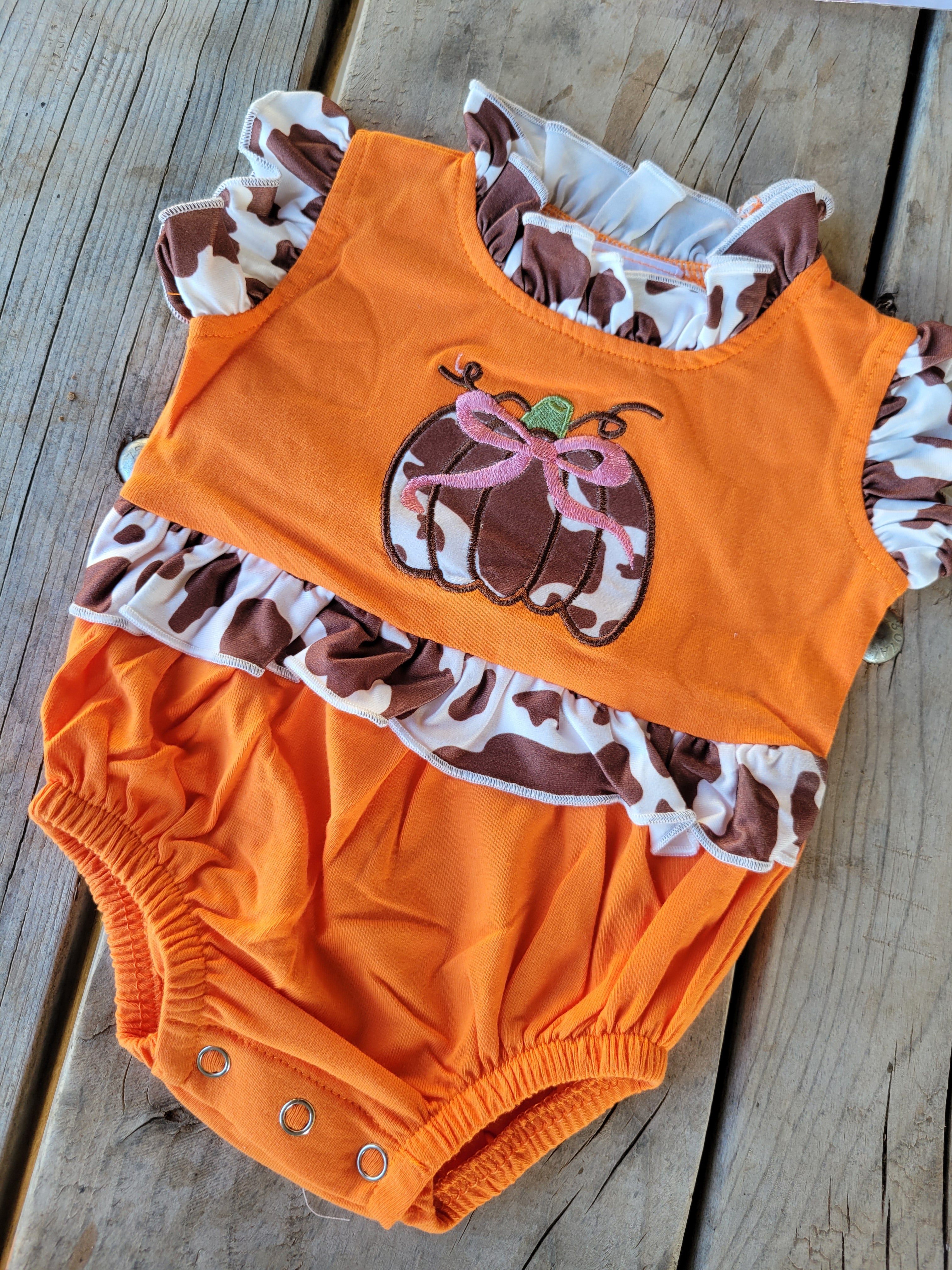 PUMPKIN ONESIE