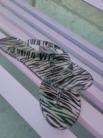 Load image into Gallery viewer, ZEBRA MUST HAVE
