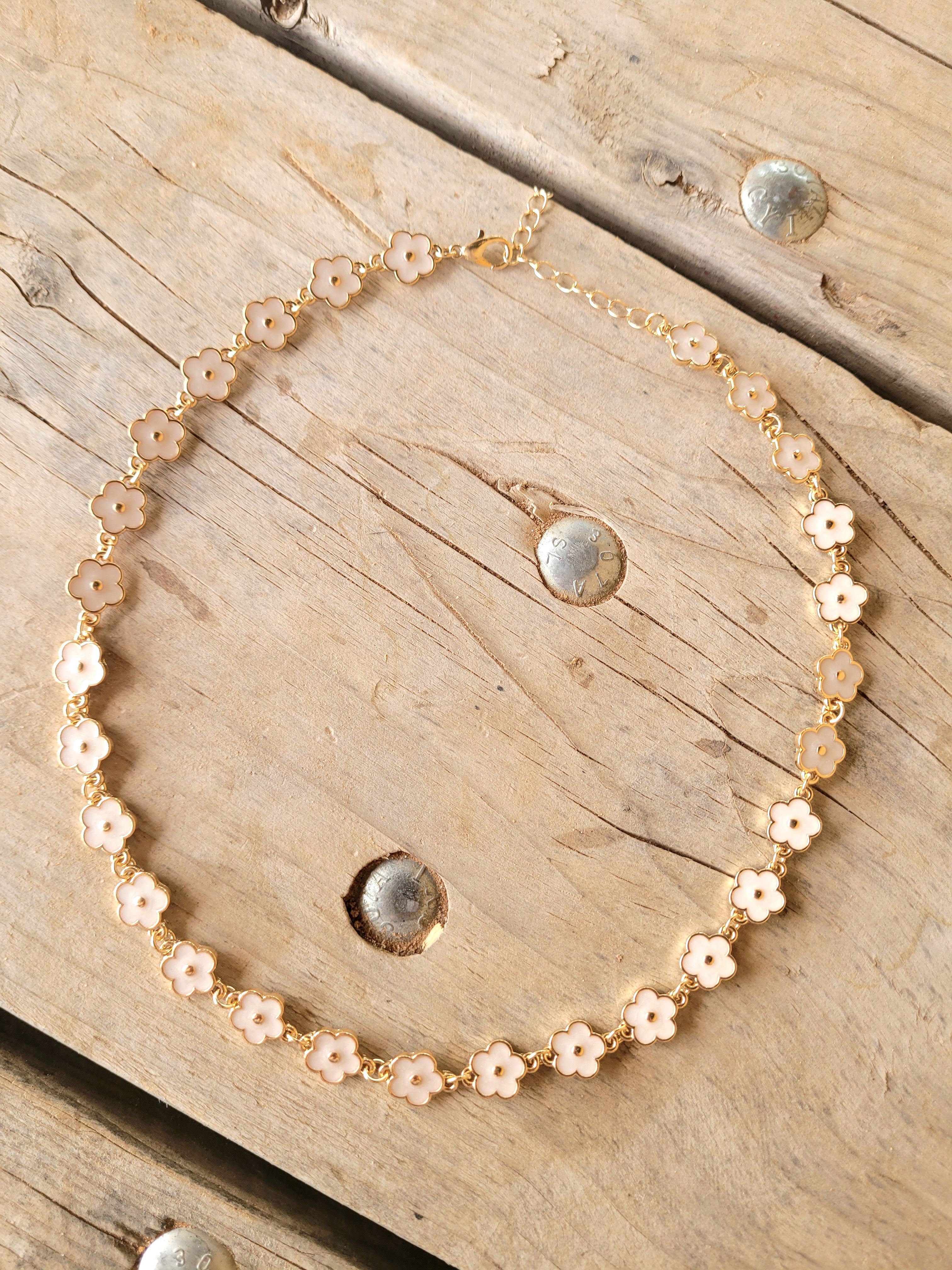 FLOWER NECKLACE