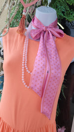Load image into Gallery viewer, CORAL VIBES JUMPER

