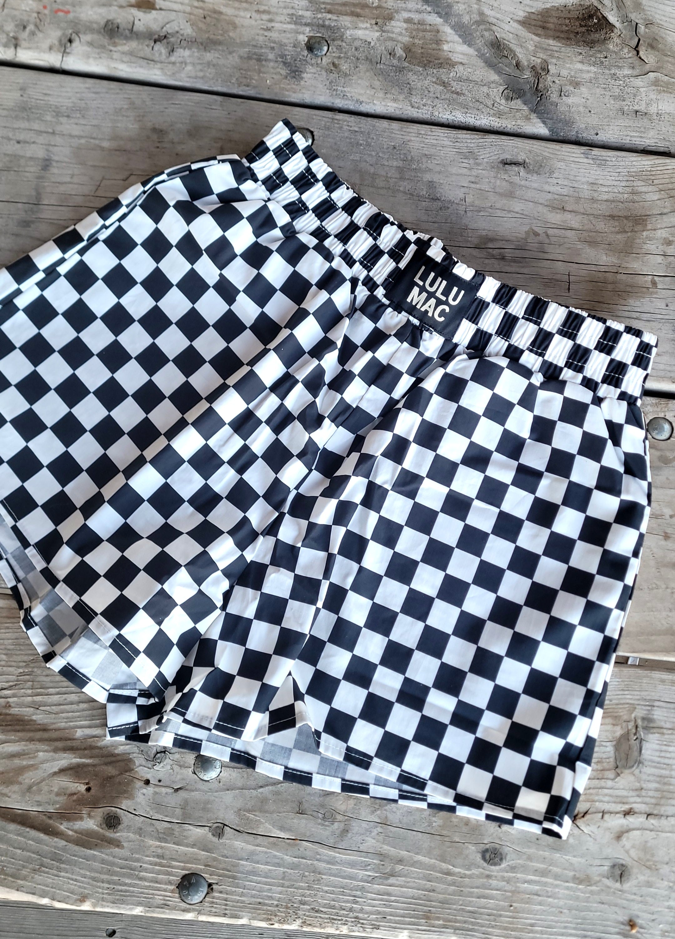 CECKER SHORTS