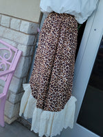Load image into Gallery viewer, LEOPARD HEAVEN PANTS
