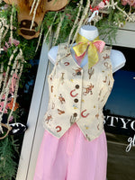 Load image into Gallery viewer, HORSE SHOE VEST

